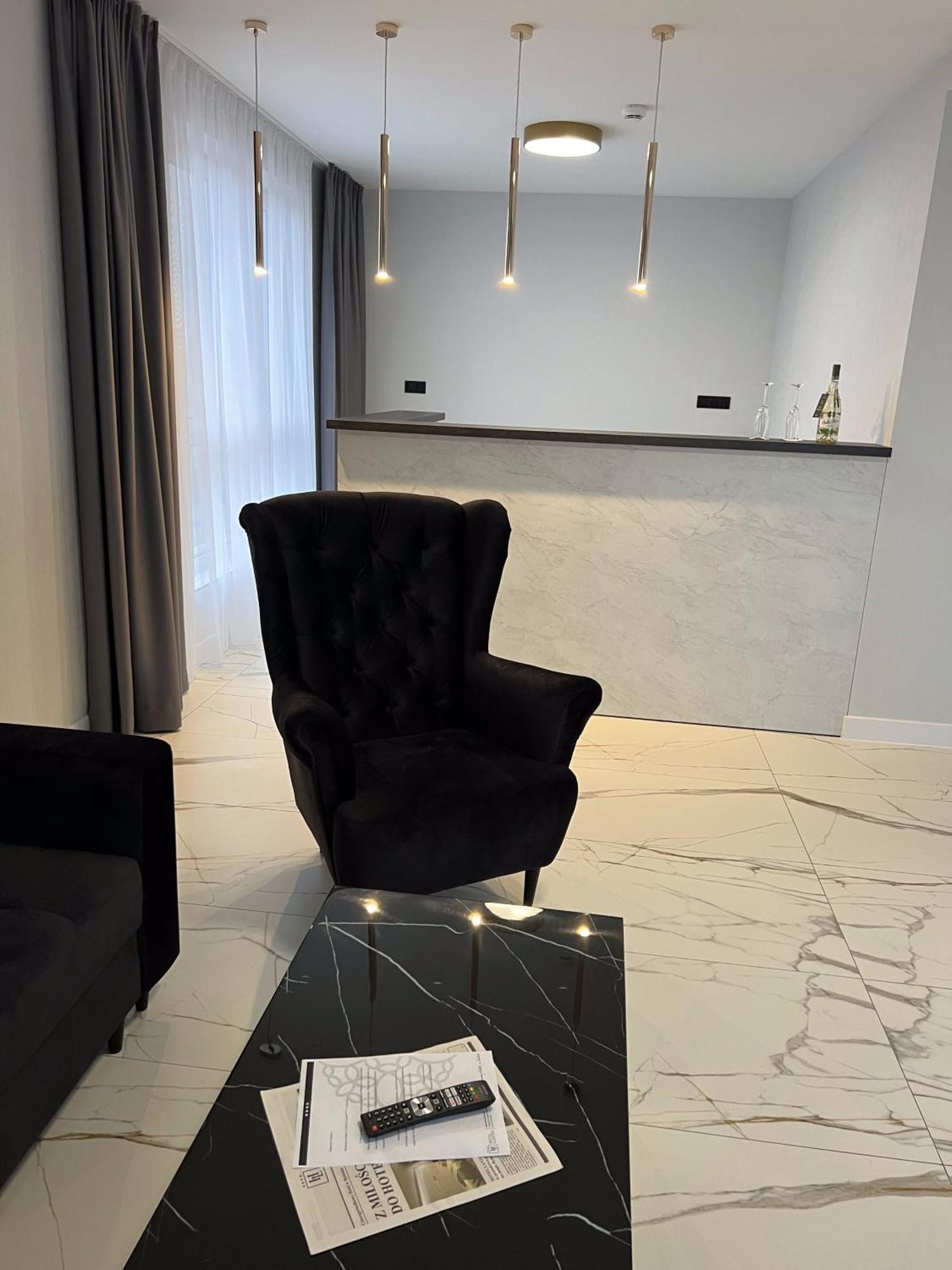 Hotel Lantier Wellness & Spa ビトム エクステリア 写真