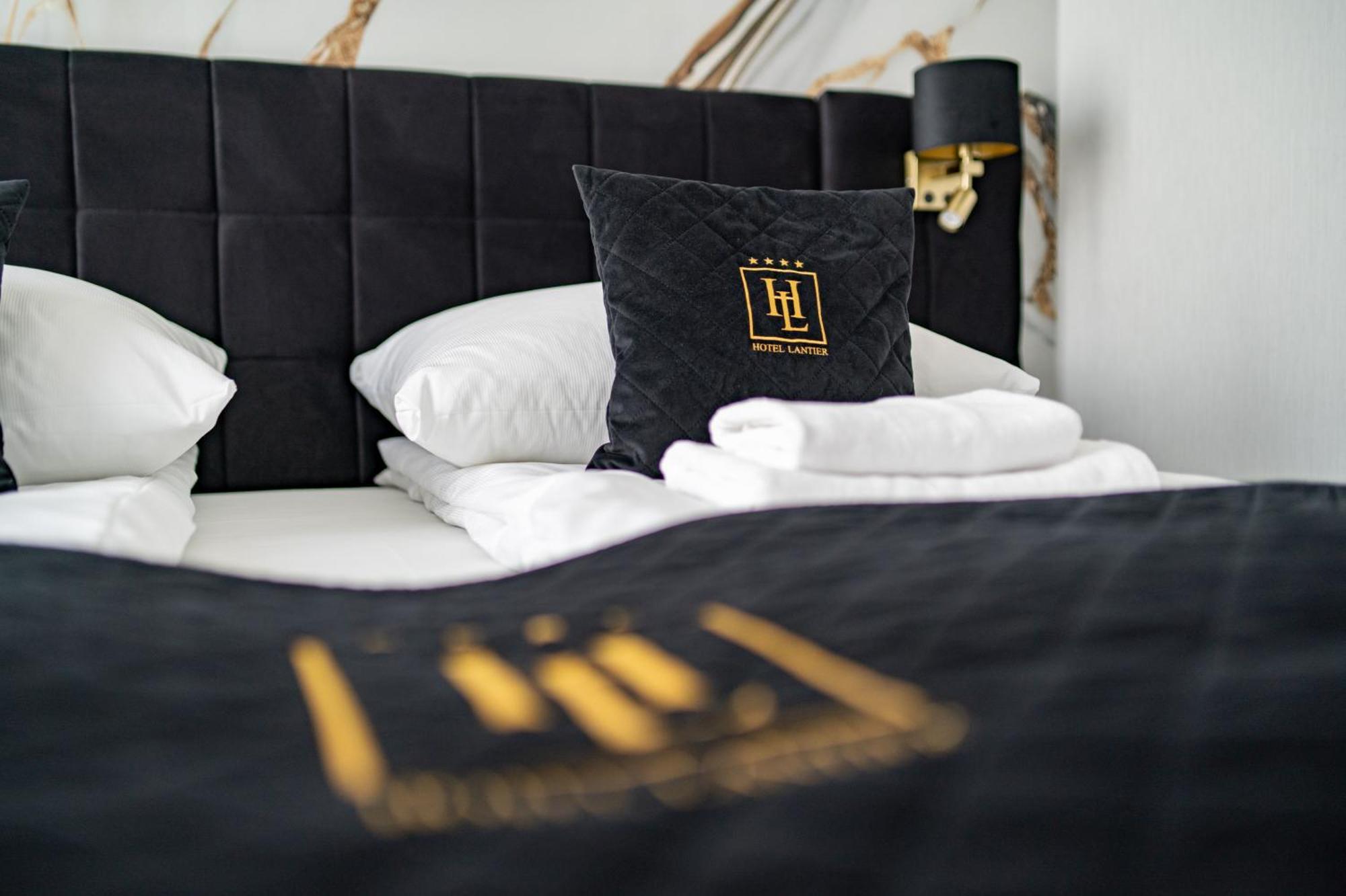 Hotel Lantier Wellness & Spa ビトム エクステリア 写真